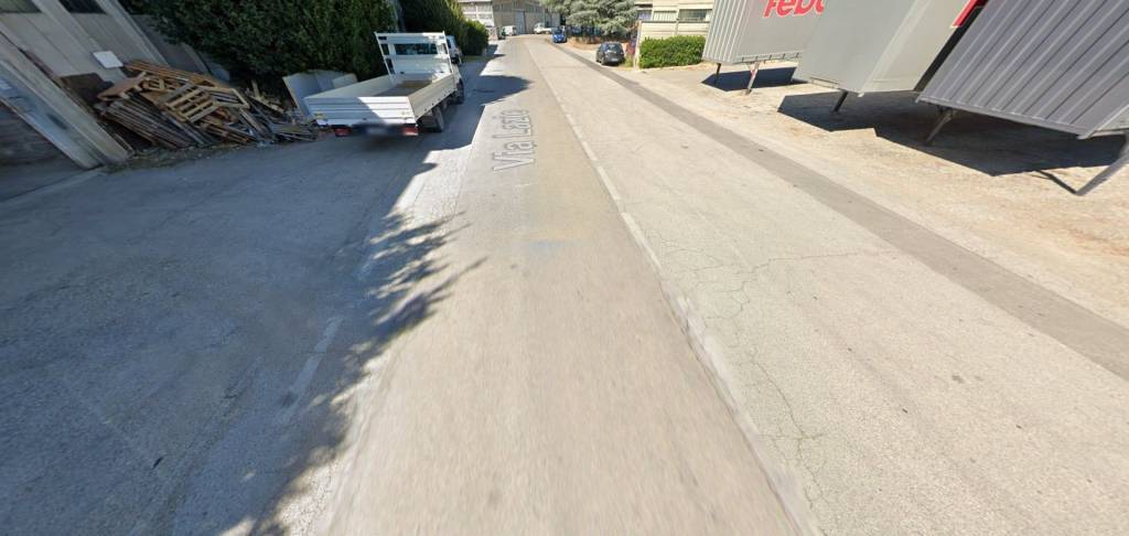 capannone in vendita a Pesaro