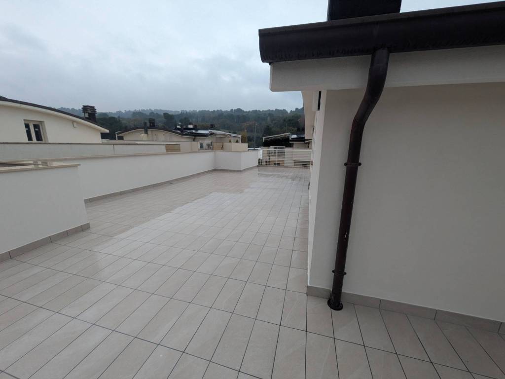 appartamento in vendita a Pesaro in zona Soria