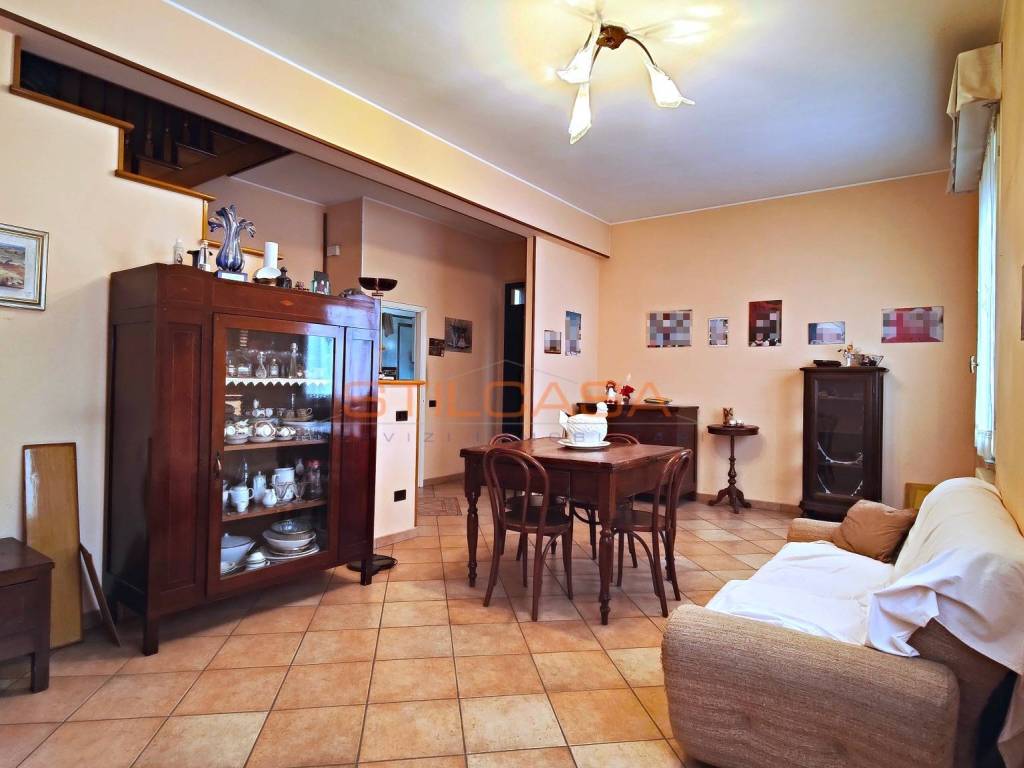 appartamento in vendita a Pesaro in zona Santa Veneranda