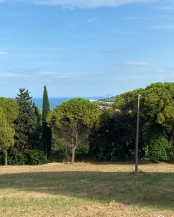 terreno agricolo in vendita a Pesaro in zona Mare