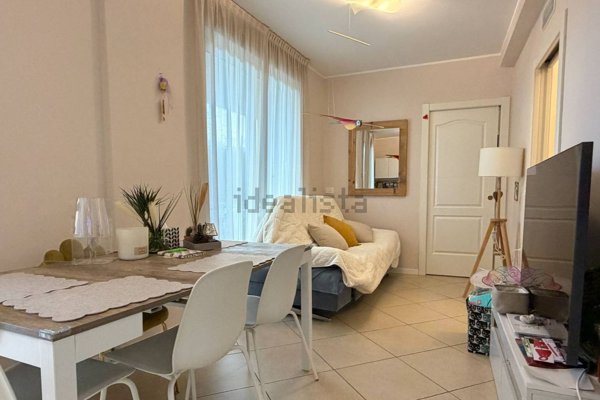 appartamento in vendita a Pesaro in zona Mare
