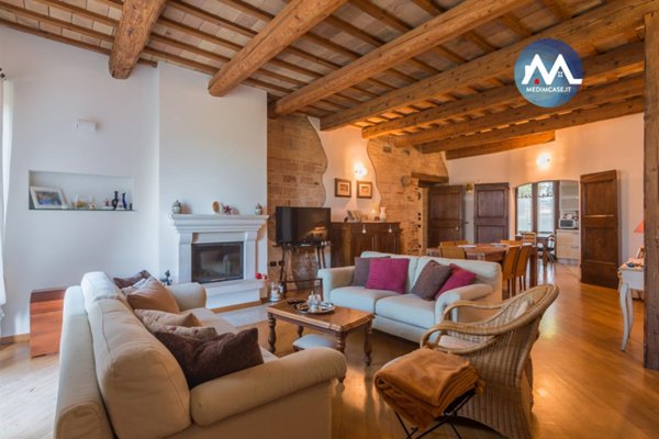 casa indipendente in vendita a Pesaro in zona Candelara