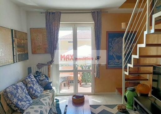 casa indipendente in vendita a Pesaro in zona Villa Fastiggi