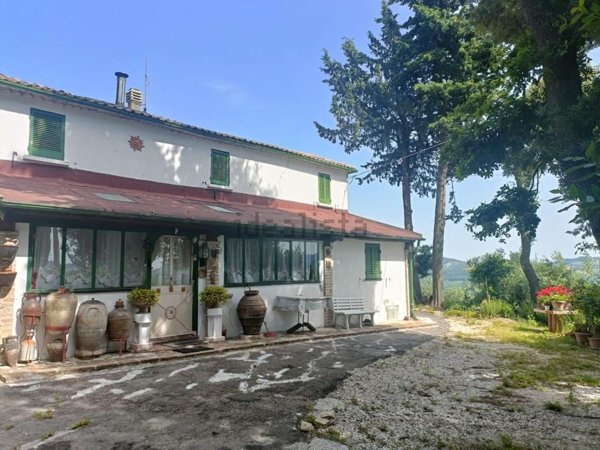 appartamento in vendita a Pesaro in zona Monteciccardo