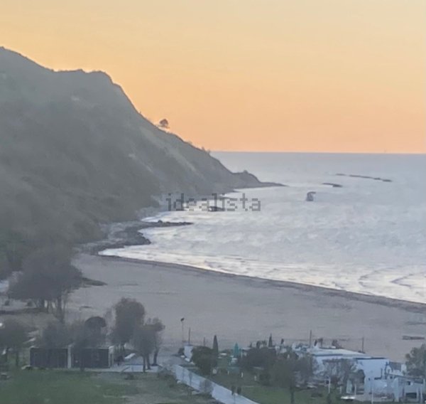 appartamento in vendita a Pesaro in zona Mare