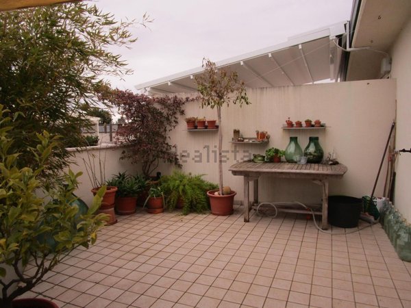 appartamento in vendita a Pesaro in zona Centro Città