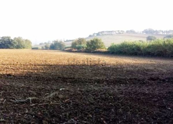 locale di sgombero in vendita a Pesaro