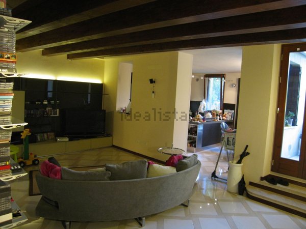 appartamento in vendita a Pesaro in zona Centro Città