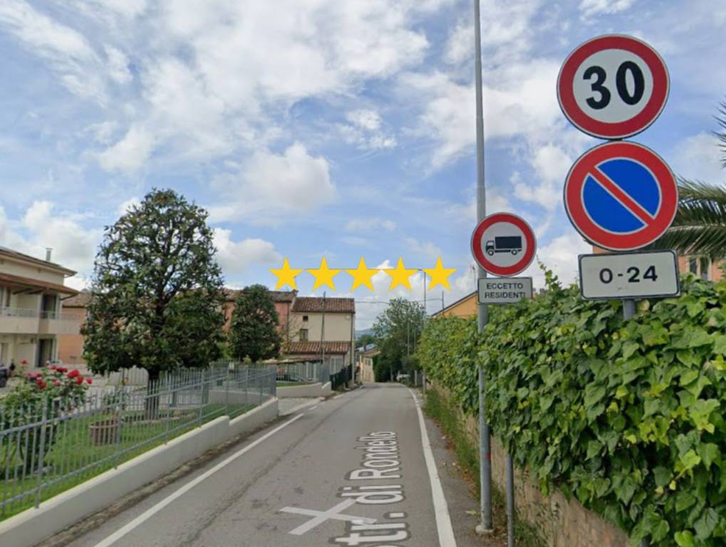 appartamento in vendita a Pesaro in zona Candelara