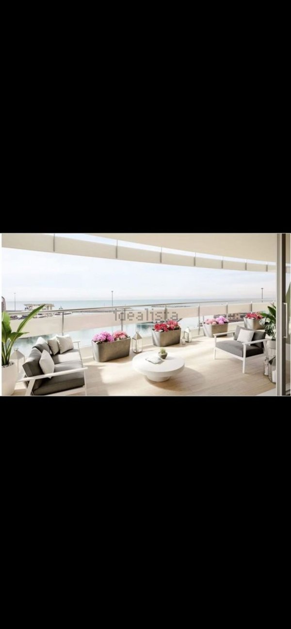 appartamento in vendita a Pesaro in zona Porto