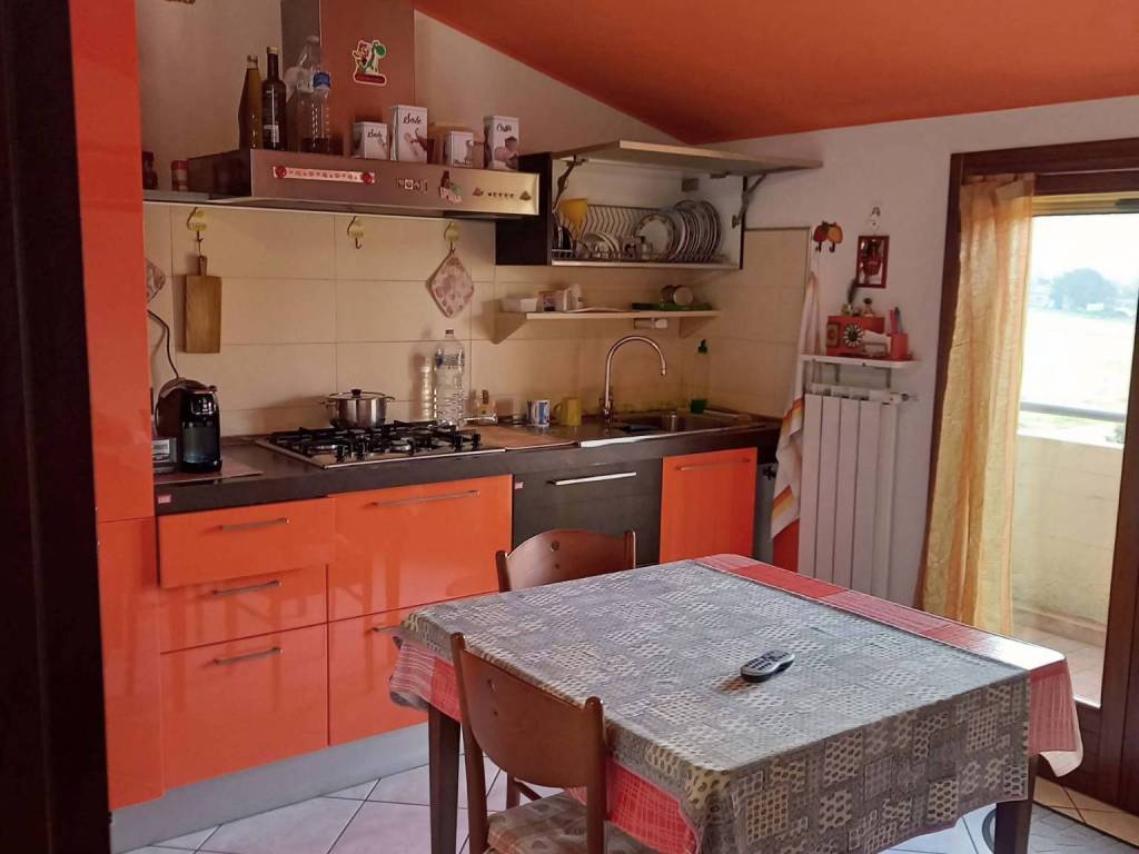 casa indipendente in vendita a Pesaro in zona Villa Ceccolini