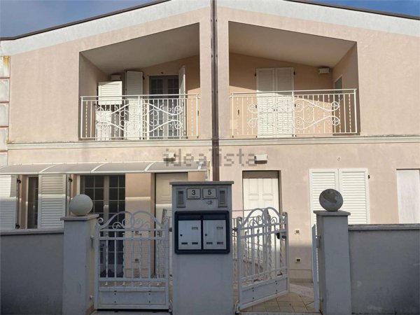 appartamento in vendita a Pesaro in zona Mare