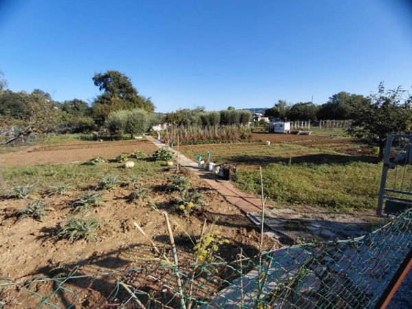 casa indipendente in vendita a Pesaro in zona Villa Fastiggi