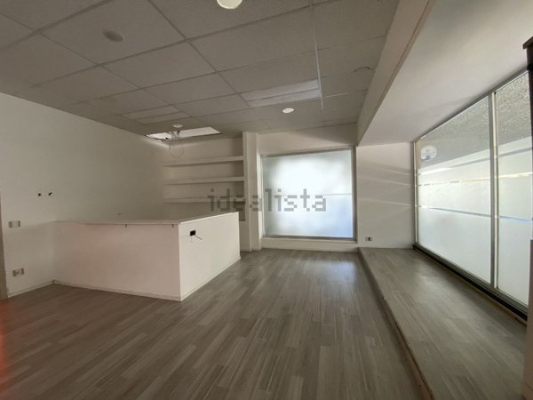 negozio in vendita a Pesaro