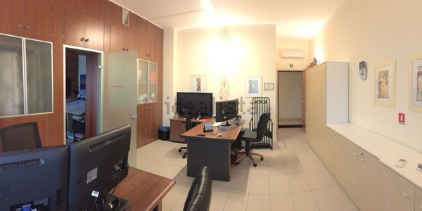 ufficio in vendita a Pesaro
