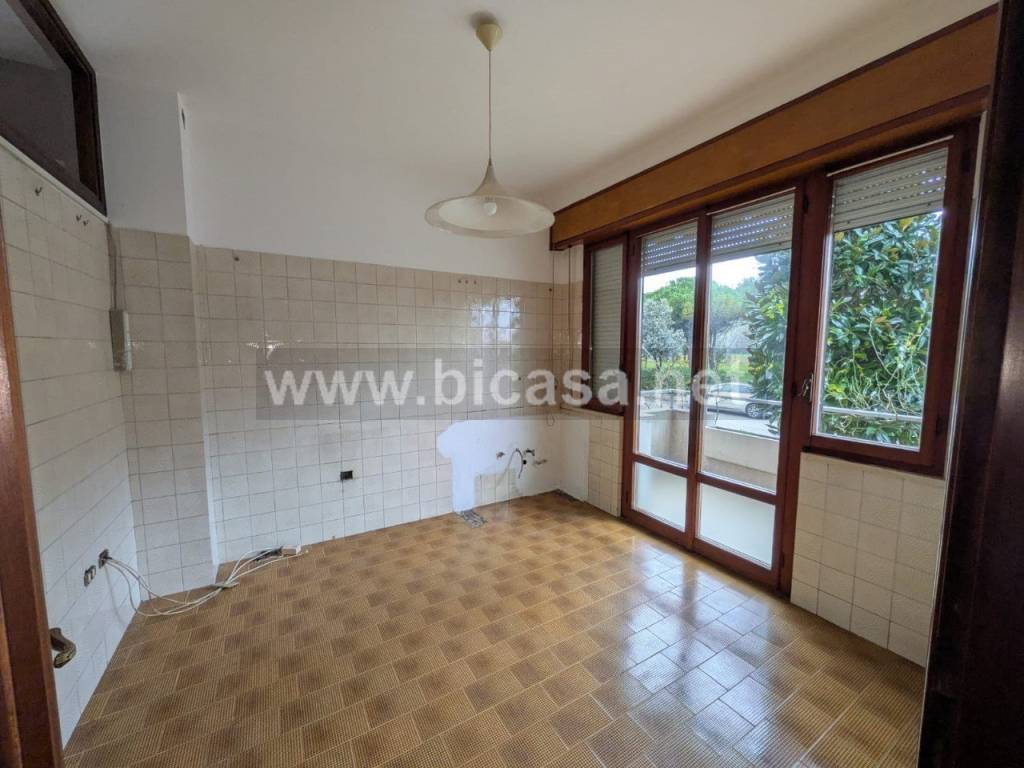 appartamento in vendita a Pesaro in zona Santa Veneranda