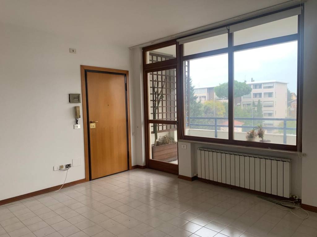 appartamento in vendita a Pesaro in zona Santa Veneranda