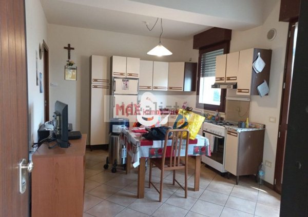 appartamento in vendita a Pesaro in zona Villa Fastiggi