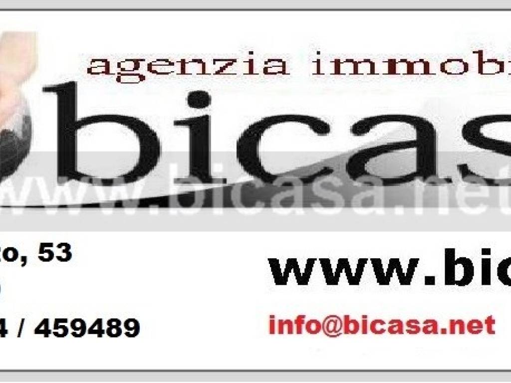 locale commerciale in vendita a Pesaro in zona Centro Città