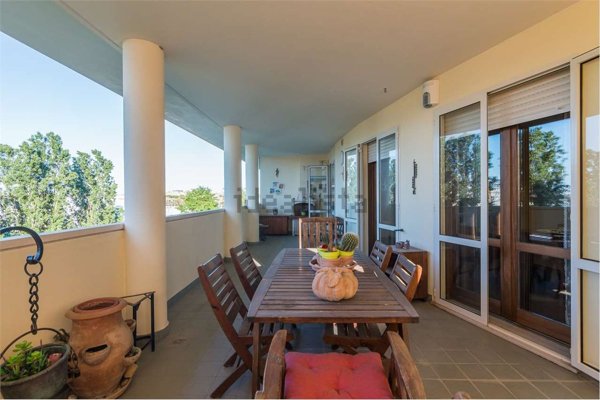 appartamento in vendita a Pesaro in zona Baia Flaminia