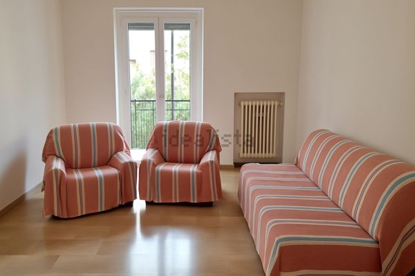 appartamento in vendita a Pesaro in zona Mare