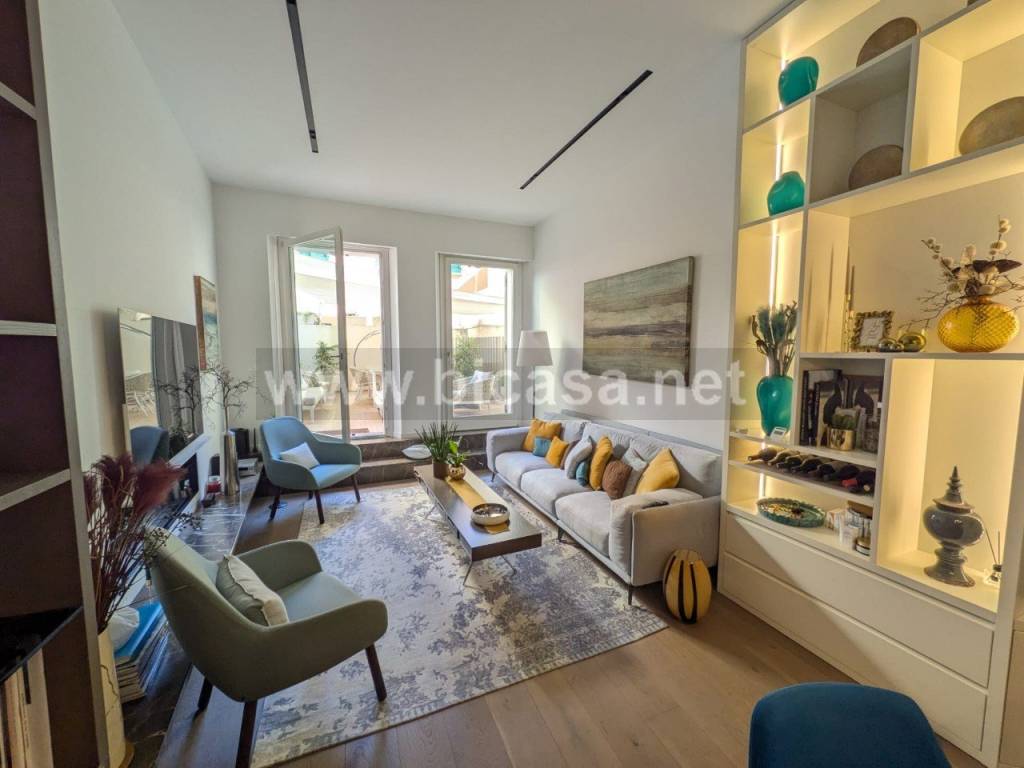 appartamento in vendita a Pesaro in zona Centro Città