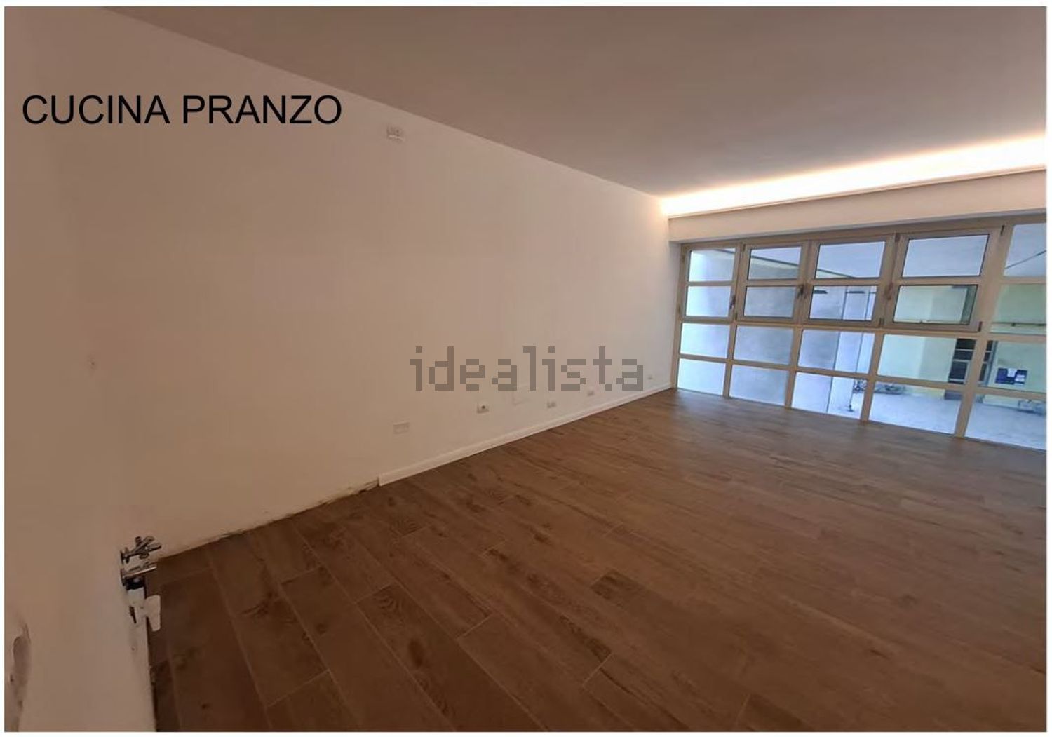 appartamento in vendita a Pesaro in zona Porto