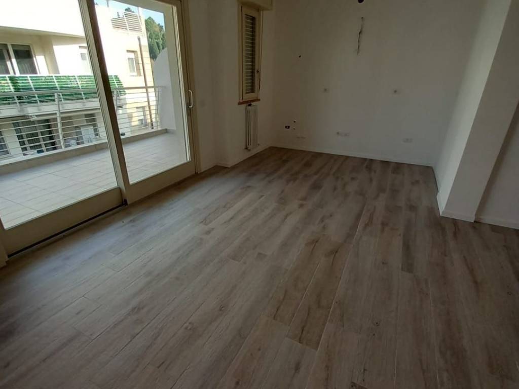 appartamento in vendita a Pesaro in zona Soria