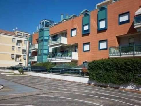 appartamento in vendita a Pesaro in zona Novilara