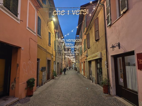 negozio in vendita a Pesaro