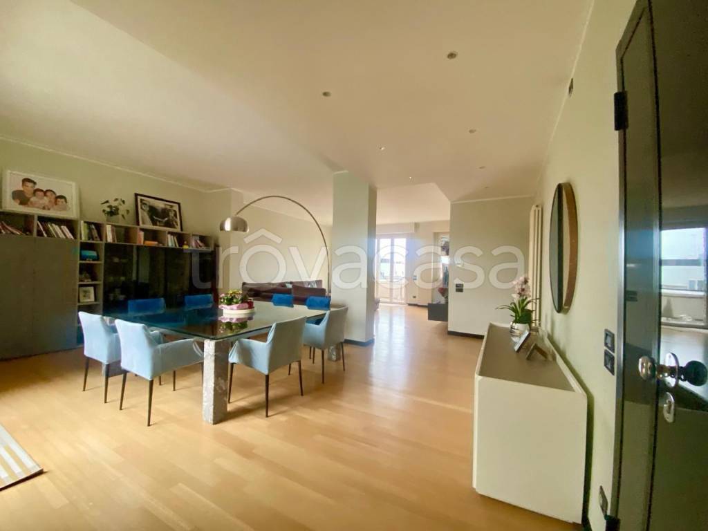 appartamento in vendita a Pesaro in zona Mare