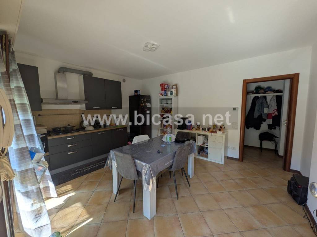 appartamento in vendita a Pesaro in zona Borgo Santa Maria