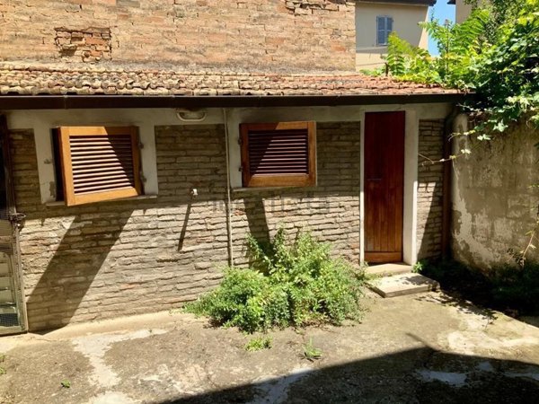 appartamento in vendita a Pesaro in zona Centro Città