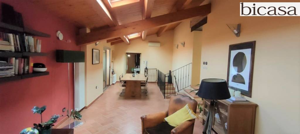 appartamento in vendita a Pesaro in zona Centro Città