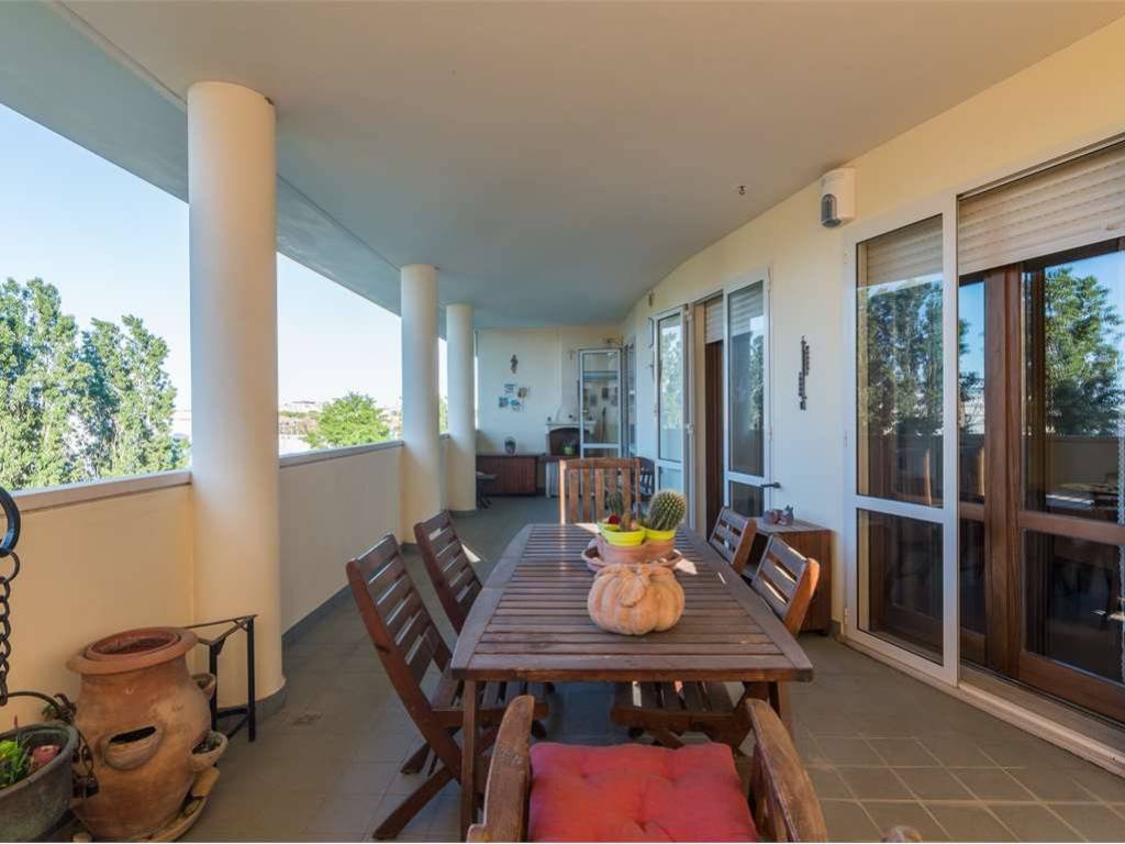 appartamento in vendita a Pesaro in zona Baia Flaminia