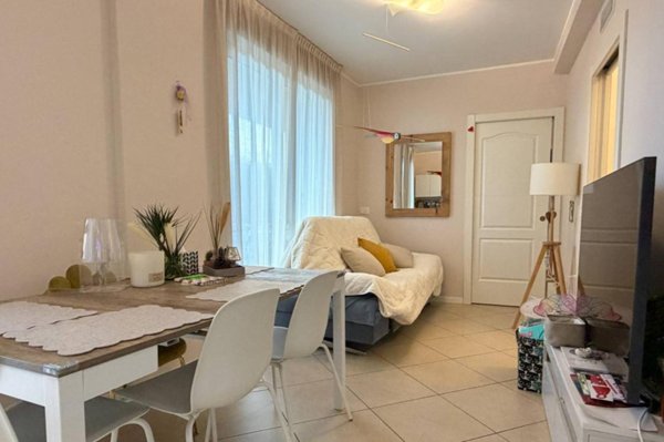 appartamento in vendita a Pesaro in zona Mare