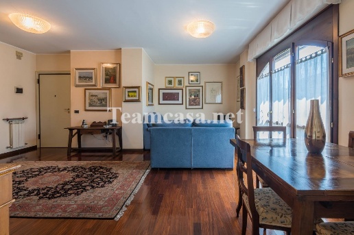 appartamento in vendita a Pesaro in zona Centro Città