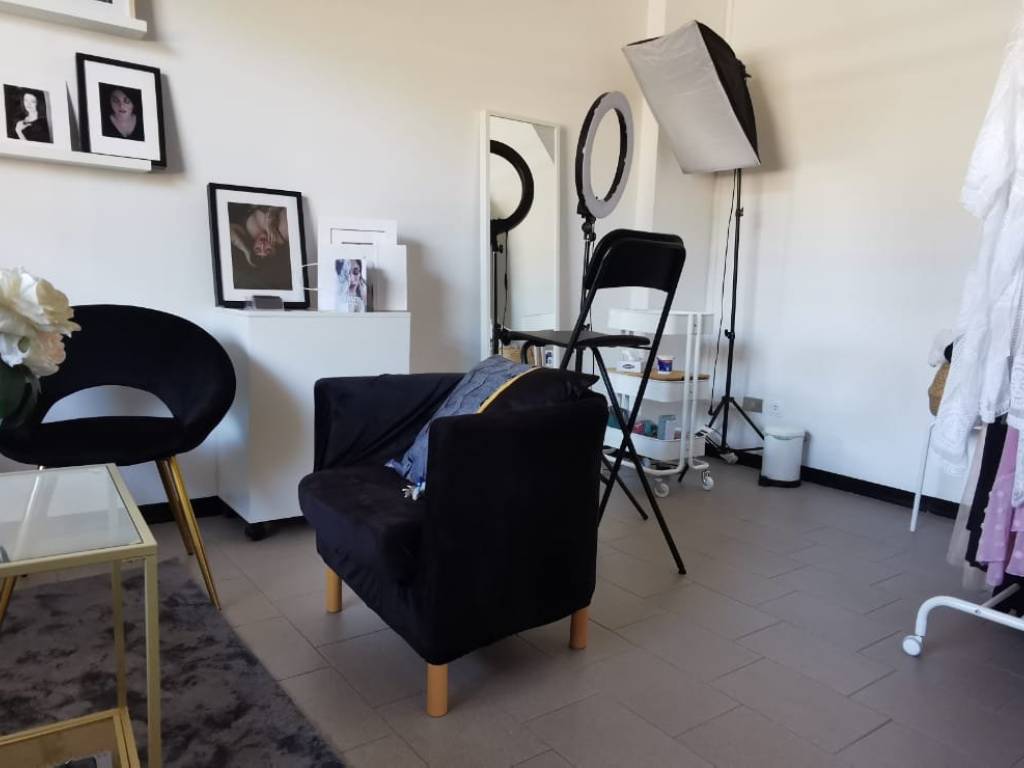 ufficio in vendita a Pesaro in zona Tre Ponti