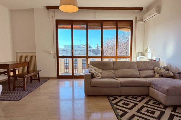 appartamento in vendita a Pesaro in zona Mare