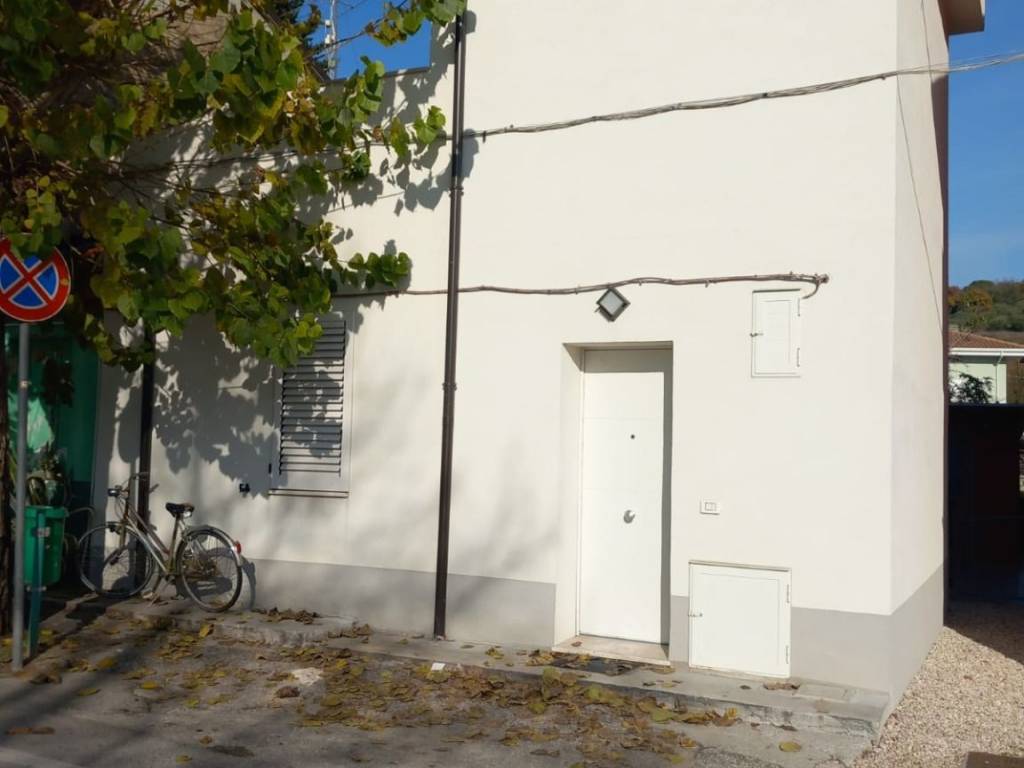 appartamento in vendita a Pesaro in zona Candelara