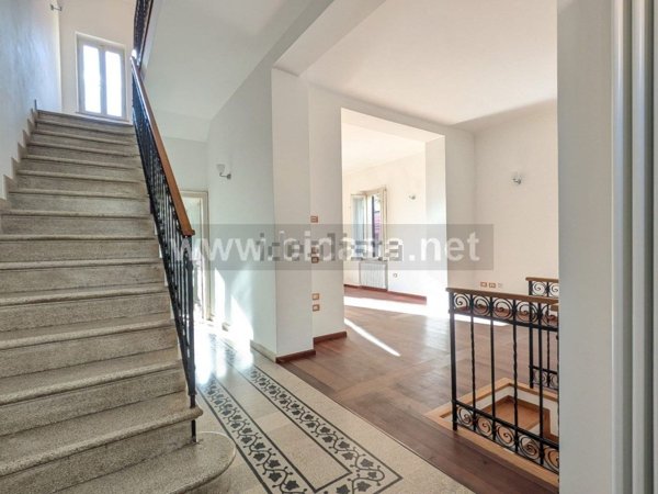 casa indipendente in vendita a Pesaro in zona Mare