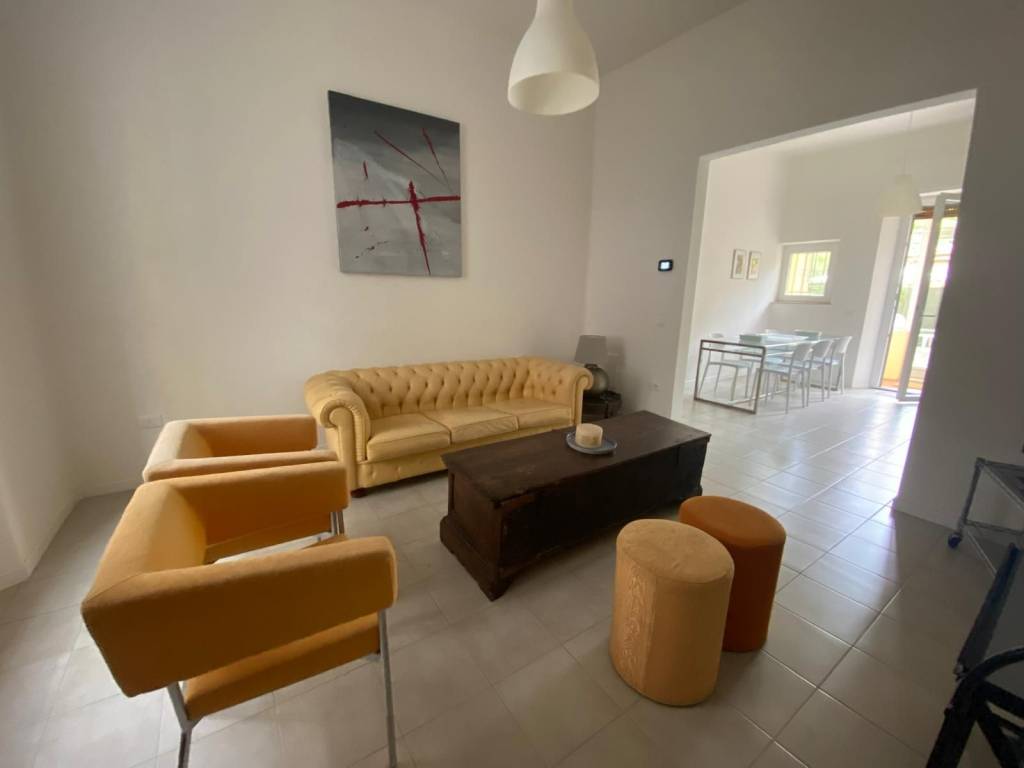 casa indipendente in vendita a Pesaro in zona Centro Città