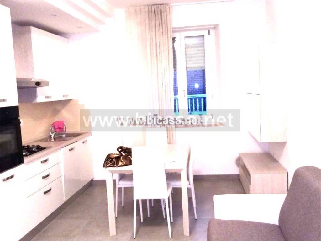 appartamento in vendita a Pesaro in zona Centro Città