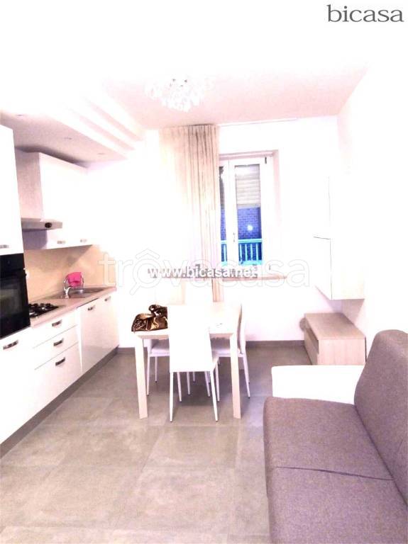 appartamento in vendita a Pesaro in zona Centro Città