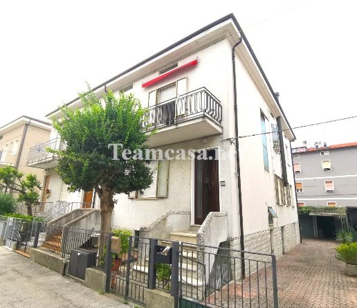 appartamento in vendita a Pesaro in zona Pantano