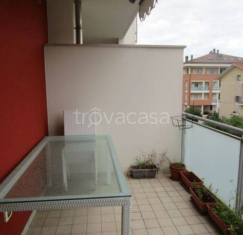 appartamento in vendita a Pesaro in zona Baia Flaminia