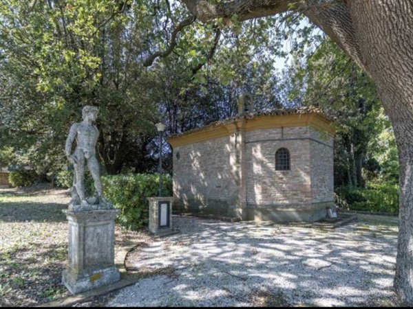 casa indipendente in vendita a Pesaro in zona Novilara