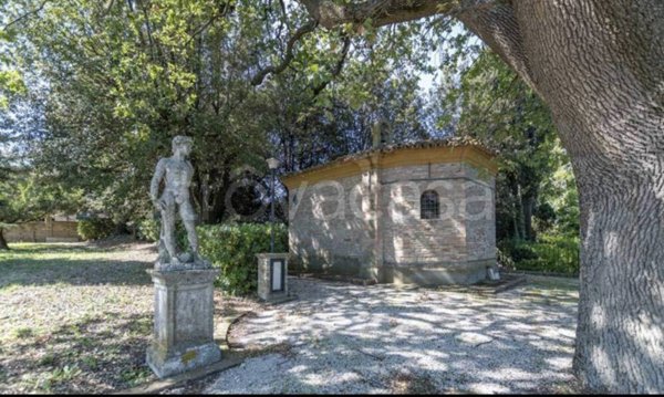 casa indipendente in vendita a Pesaro in zona Novilara