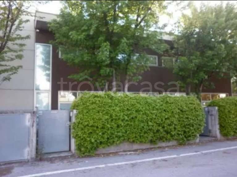 casa indipendente in vendita a Pesaro in zona Villa Fastiggi
