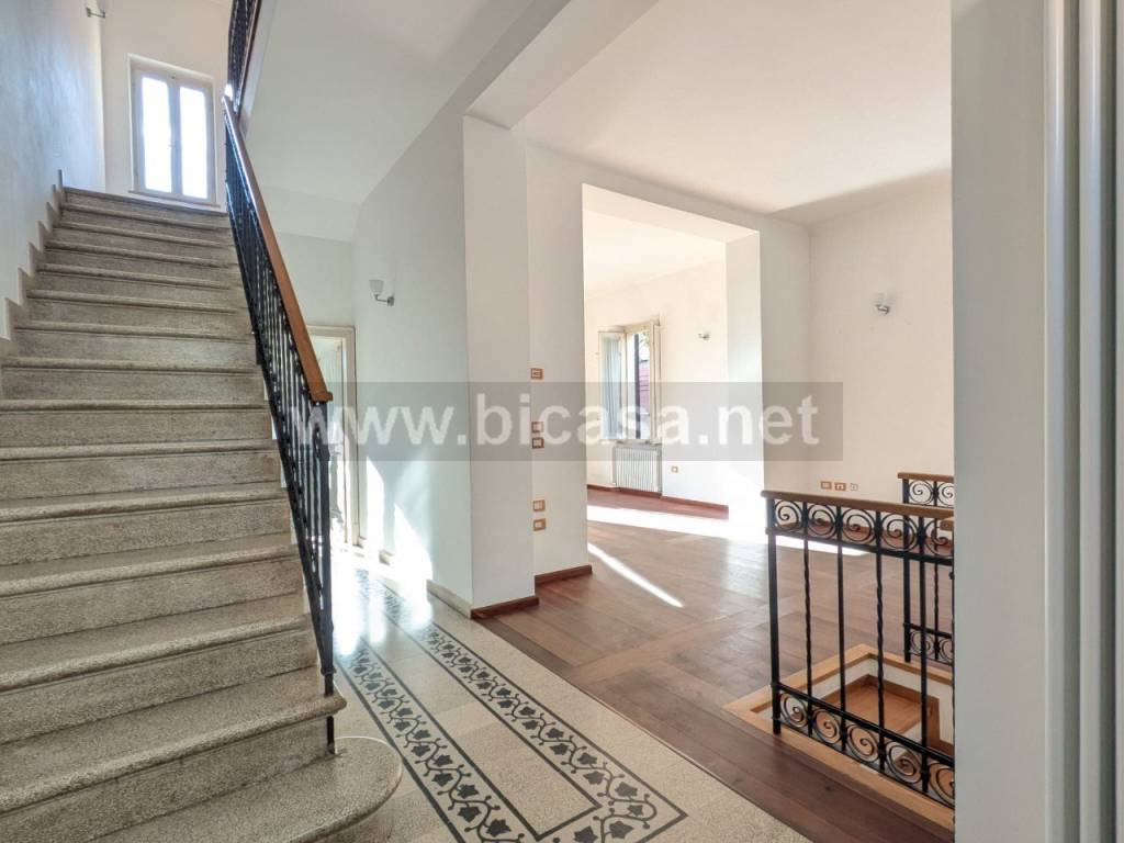 casa indipendente in vendita a Pesaro in zona Mare